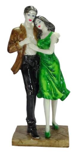 1070AA "Romantic Couple Showpiece"