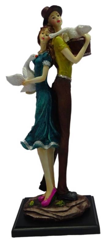 1280B Harmony's Embrace Couple Figurine