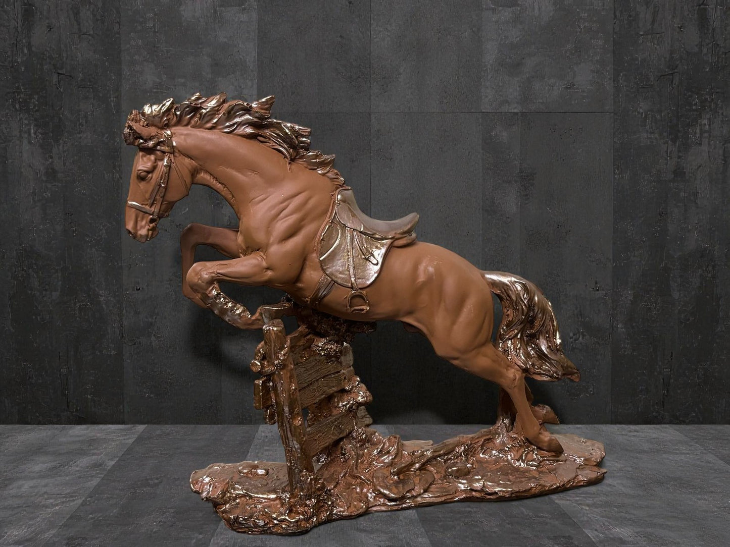 1637 Majestic Jumping Horse