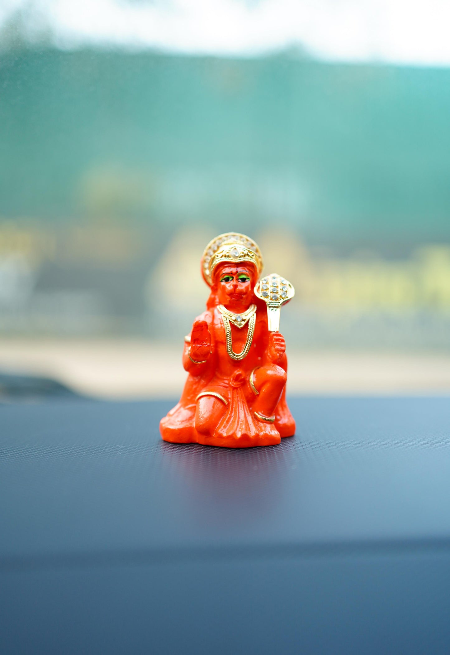 GK1714A    gold plated Hanuman ji Statue for Car Dashboard