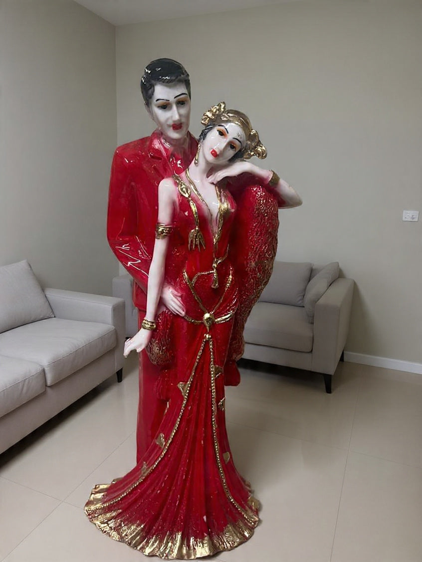1811A Eternal Embrace Romantic Figurine