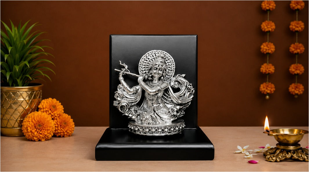 SL2136, Dancing krishna with Flute