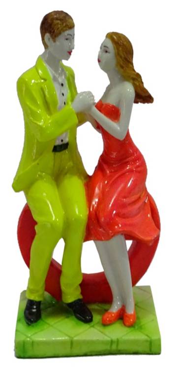 1294  Heartfelt Couple Figurine