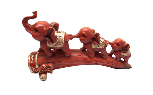 1580    Elephant Family Journey Figurine