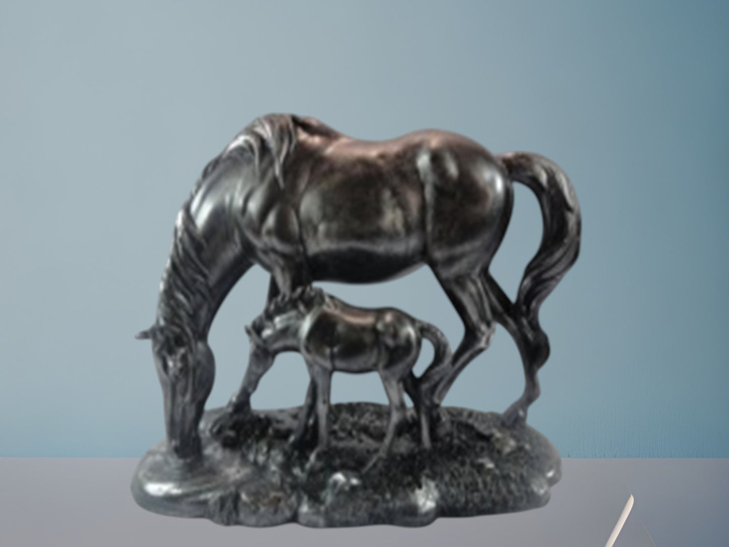 P4131     Horse showpiece