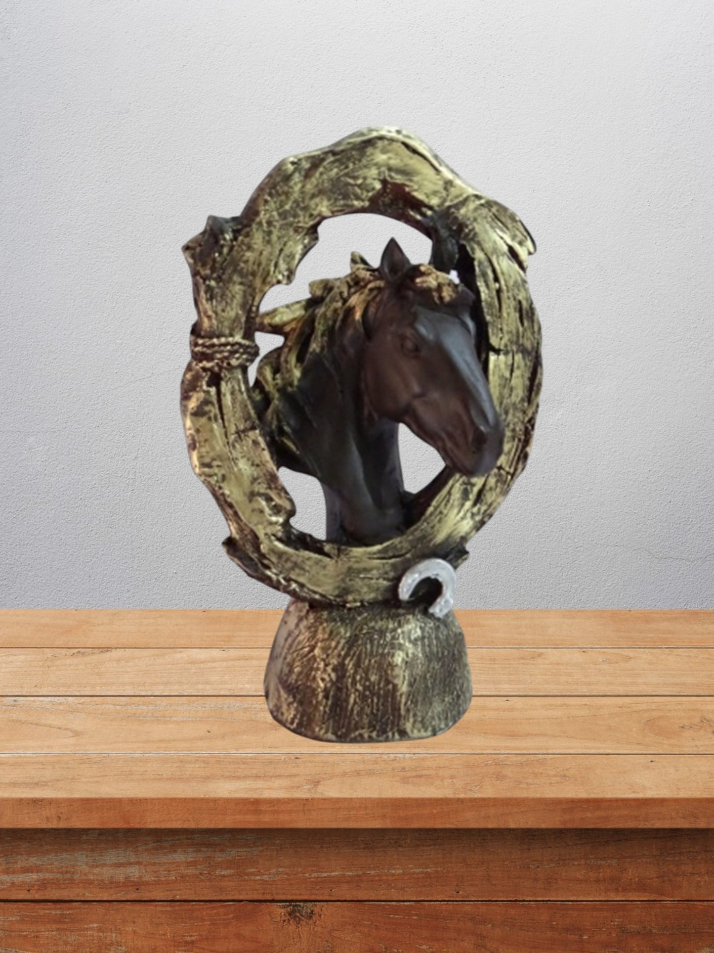 1247    Horse face showpiece