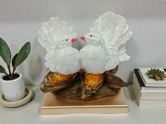 1493     Bird showpiece
