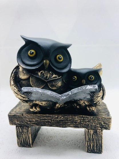 1801B   owl reading book