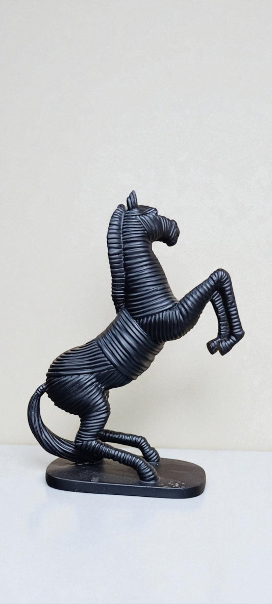 1997A   Modern Rearing Black Horse