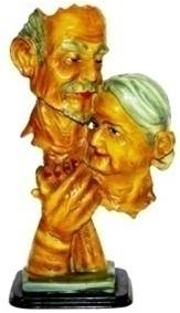 952 "A Lifetime of Love" Statue