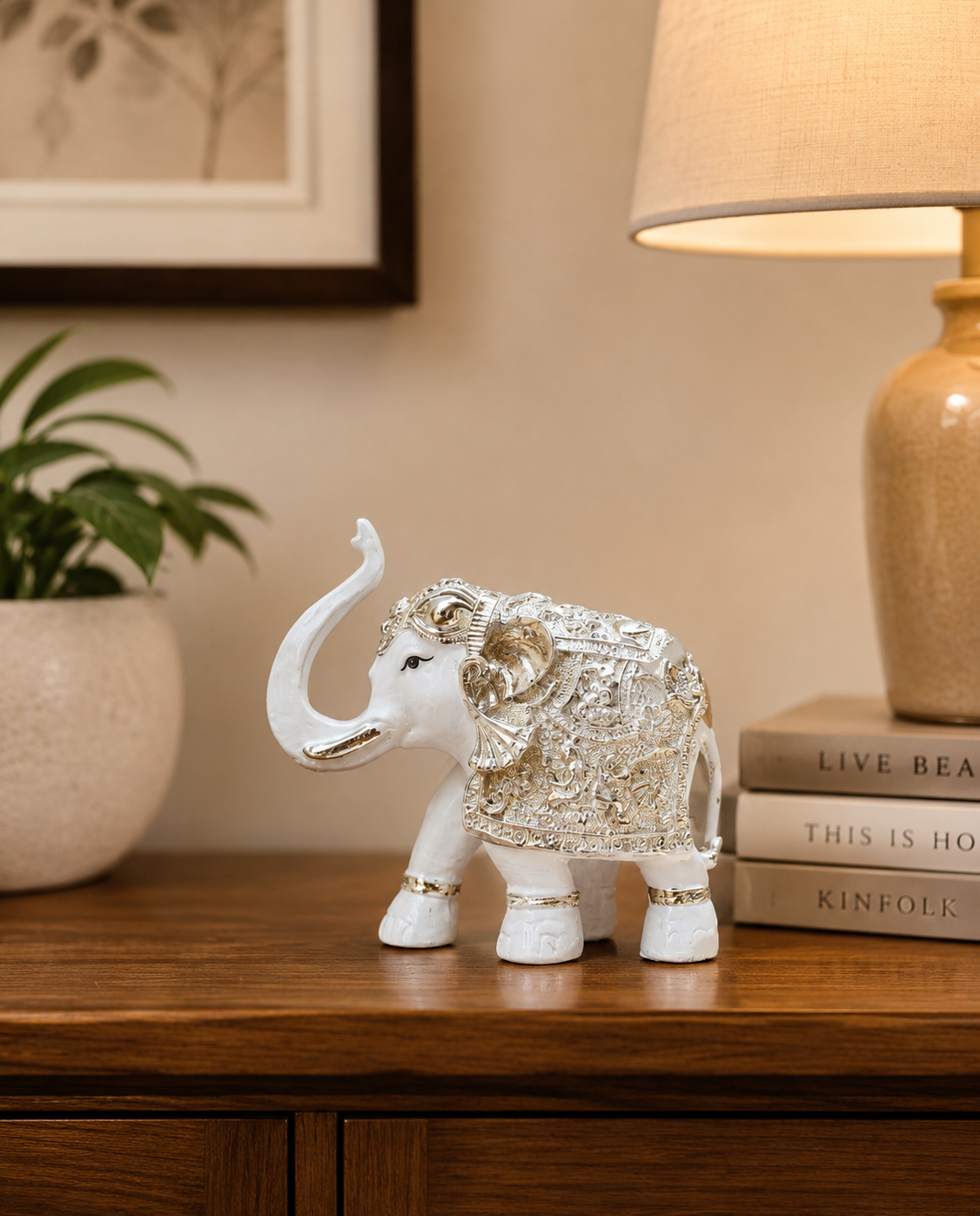 SL813DC   White & Silver Elephant