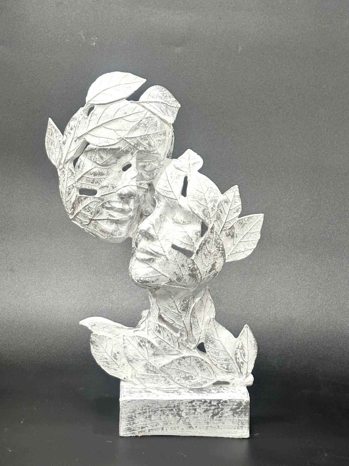 1694 Face Couple