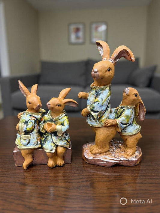 1683B   Rabbit Family