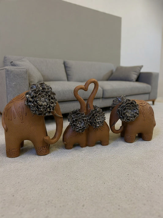 2077  Regal Grace Elephant Figurines (Set of 2)
