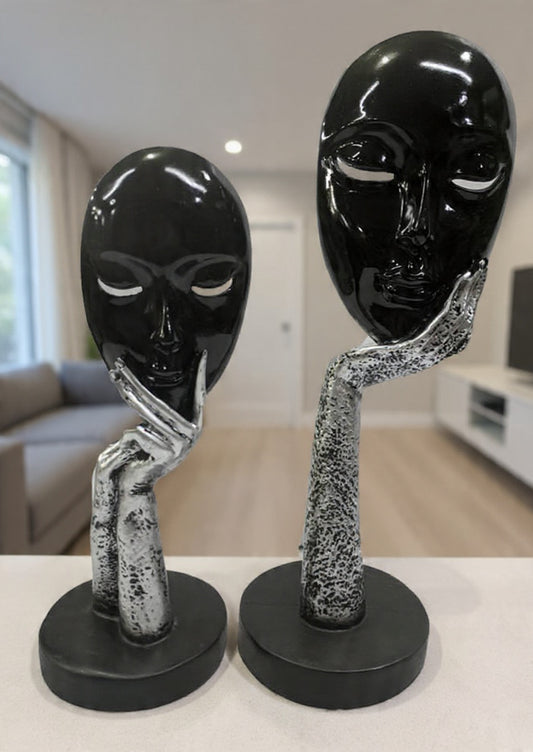 1529    Modern Abstract Face Sculpture