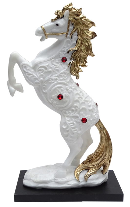 P1367   Luxury Rearing Horse
