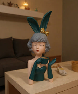 1690    bunny girl